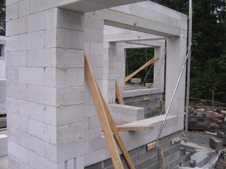 Wall being built with AAC blocks